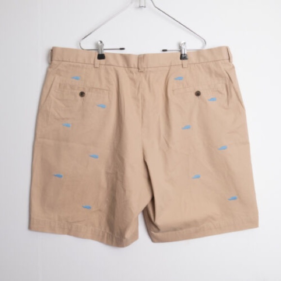 Brooks Brothers | Khaki Shorts w Embroidered Whales - Picture 2 of 14